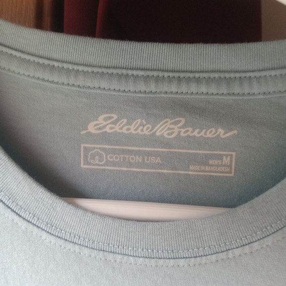 Eddie Bauer, EBTEK T-Shirt - Picture 3 of 5